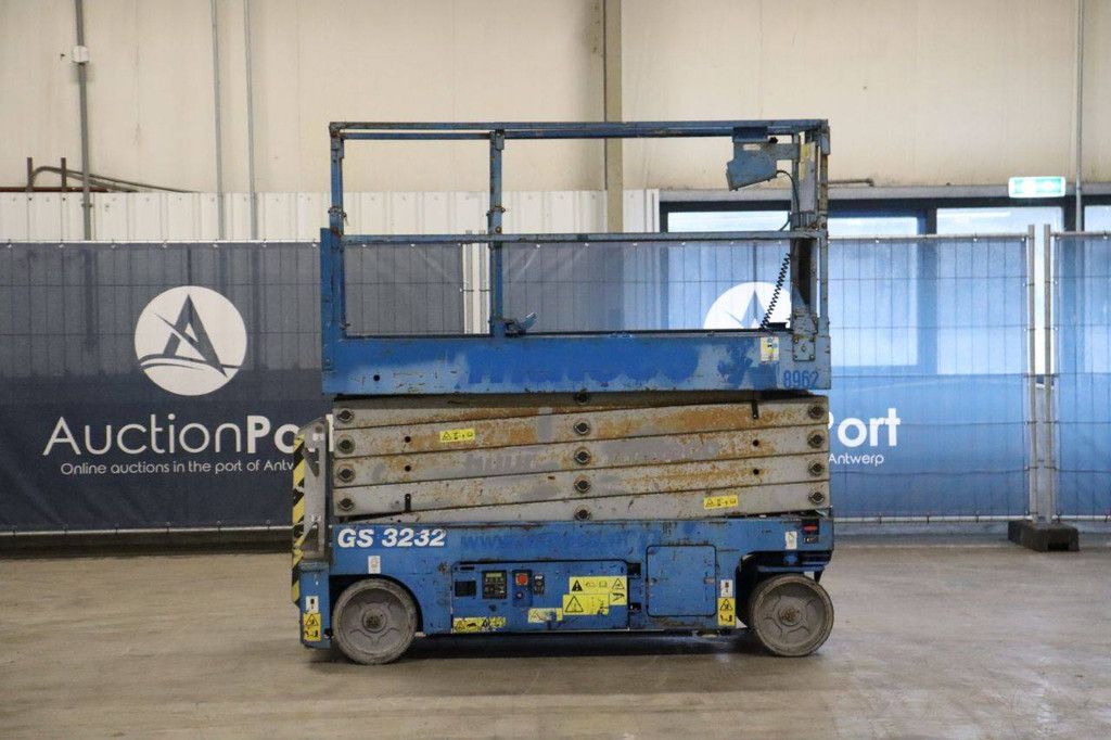 Scherenbühne Genie GS-3232 Elektrisch 11,75 m 2016