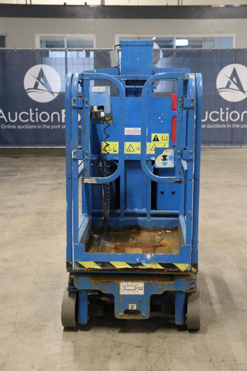 Genie GRC-12 5.66m Electric Mast Lift