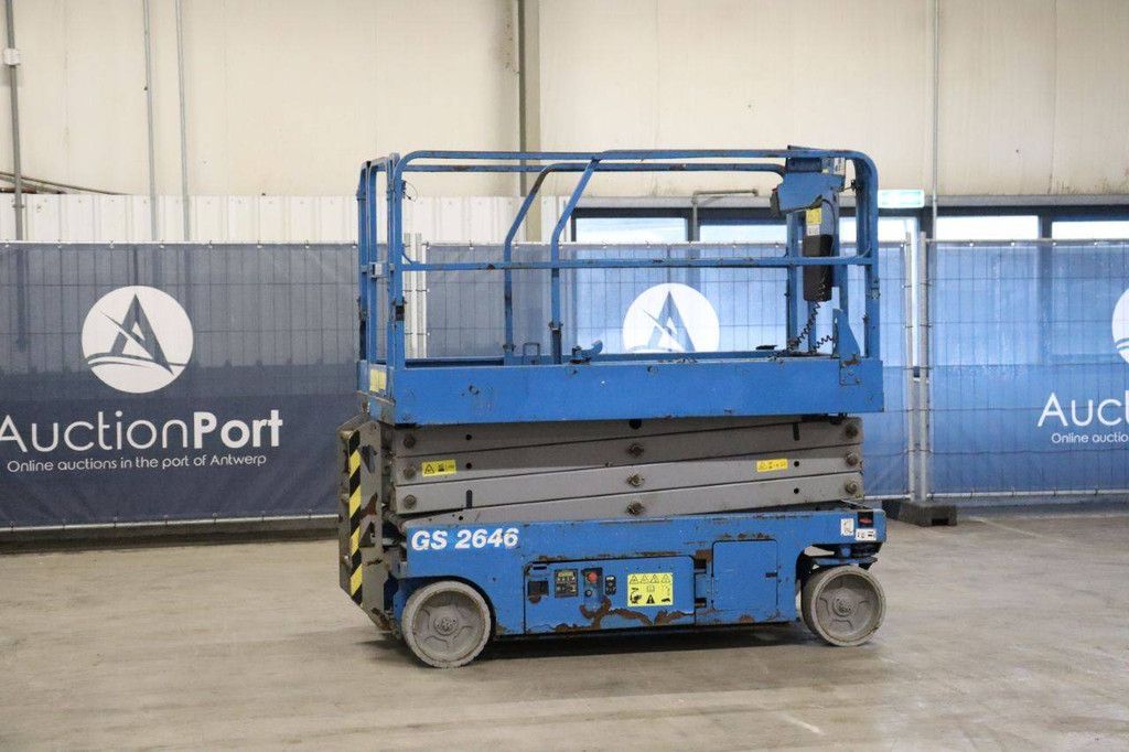 Scissor Lift Genie GS-2646 Electric 9.96m 2014