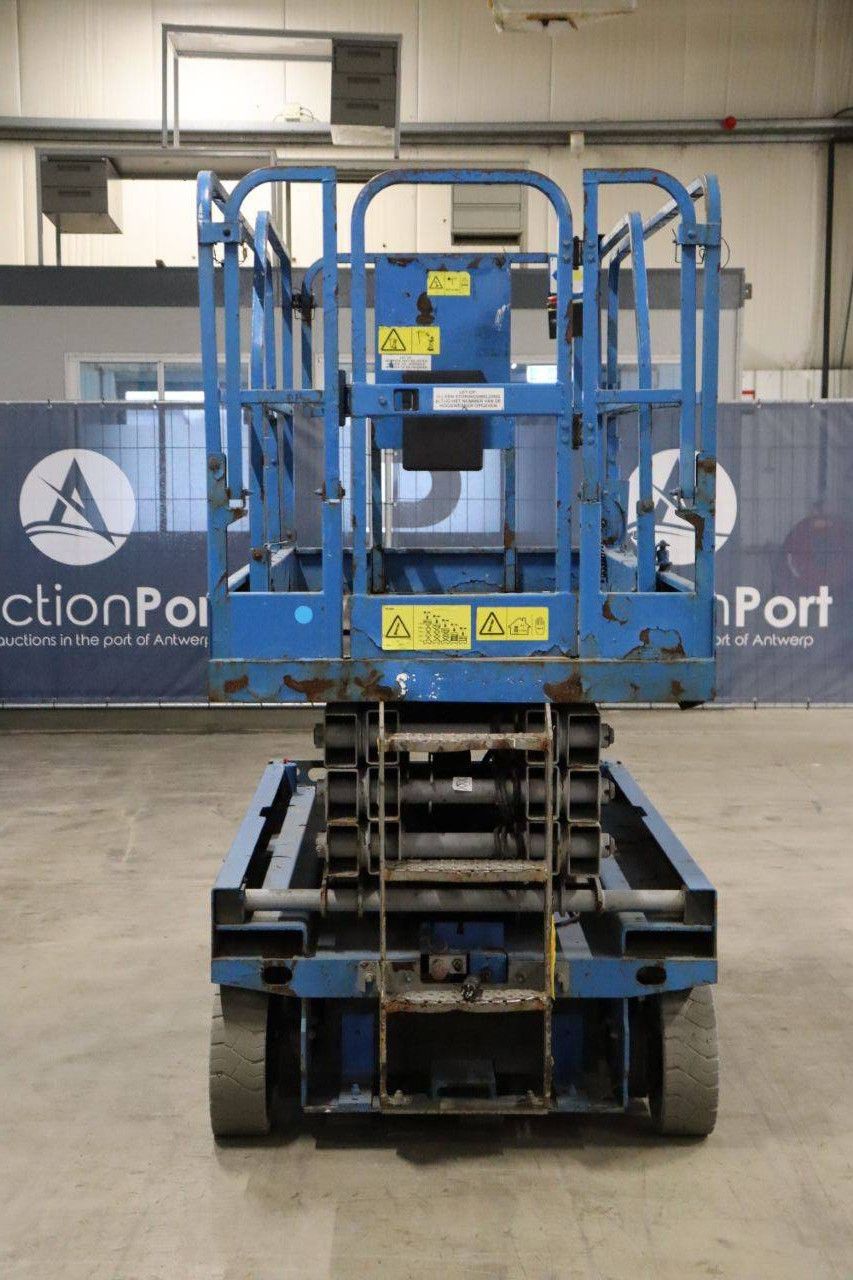 Scissor Lift Genie GS-2646 Electric 9.96m 2014