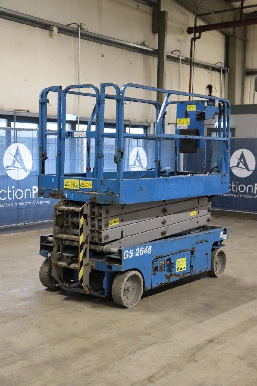 Scissor Lift Genie GS-2646 Electric 9.96m 2014