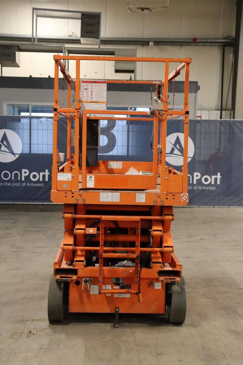 Scissor Lift Skyjack SJ III-4626 Electric 9.92m 2011
