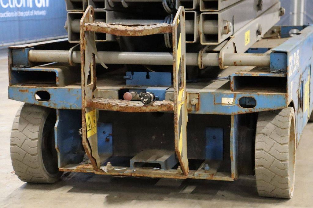 Scissor lift Genie GS-2046 Electric 8.10m 2014