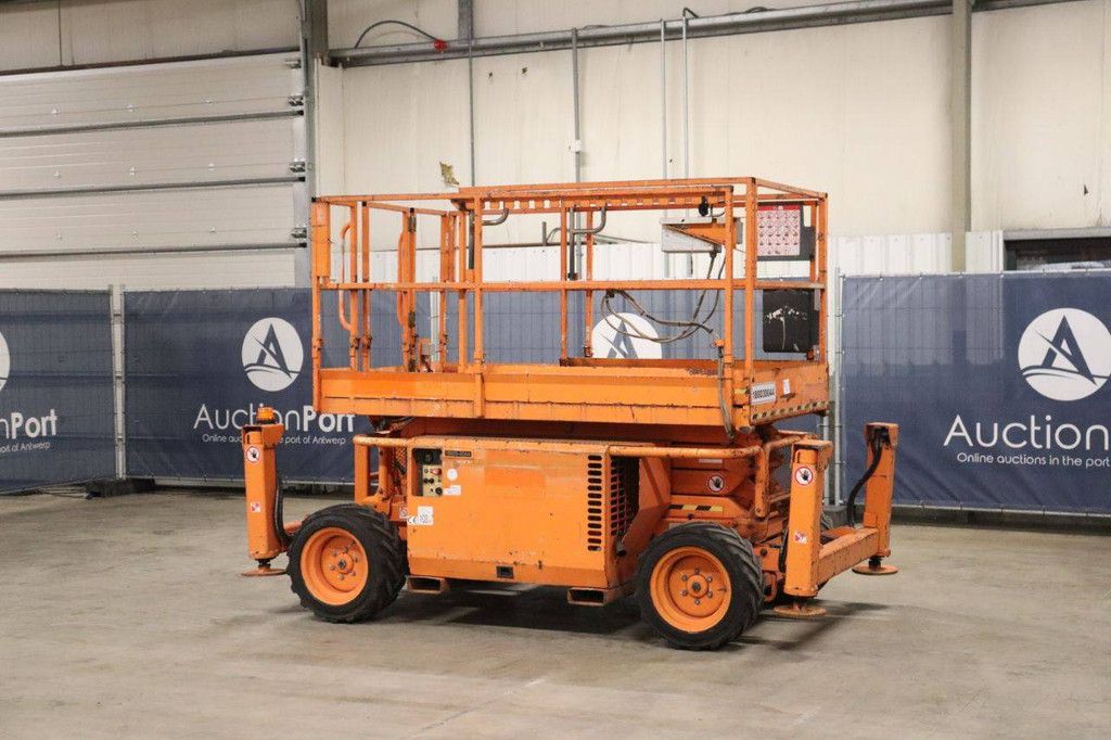Scissor lift Skyjack SJ 6826 RT Diesel 9.92m 2015
