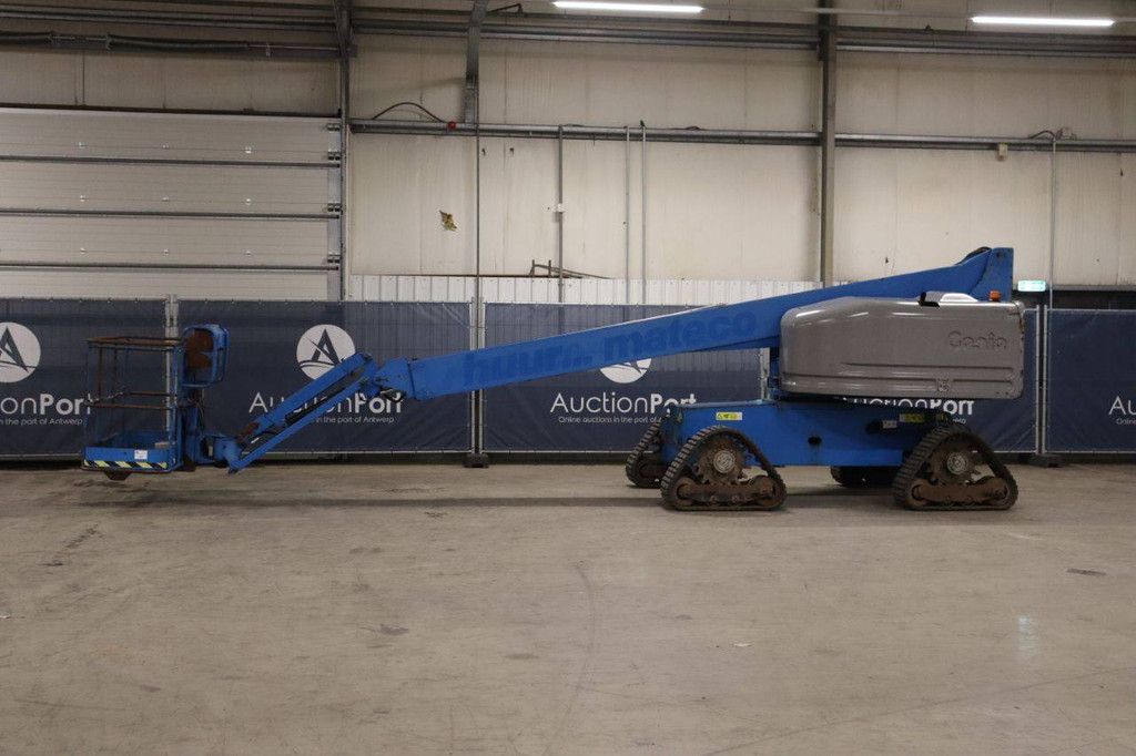 Telescopic boom lift Genie S-45 TRAX Crawler Diesel 15.61m 2014