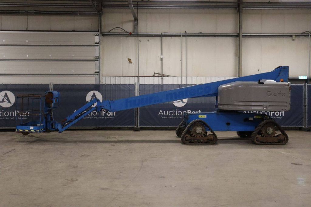 Telescopic boom lift Genie S-45 TRAX Crawler Diesel 15.61m 2014