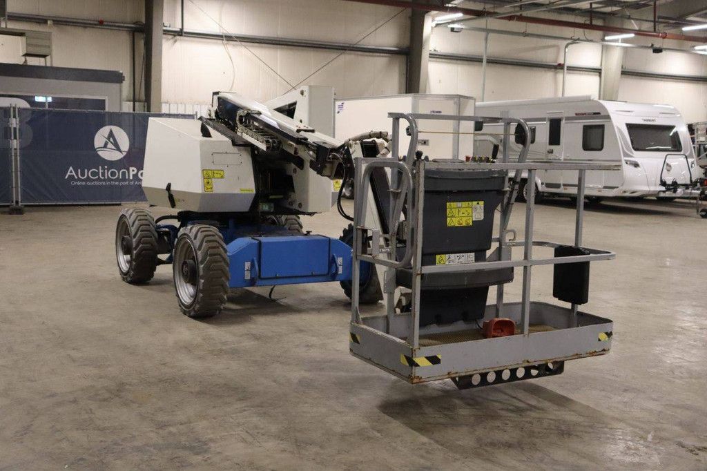 Genie H340AJ 4WD Diesel + Elektro-Gelenkteleskoparbeitsbühne 12,28 m 2020