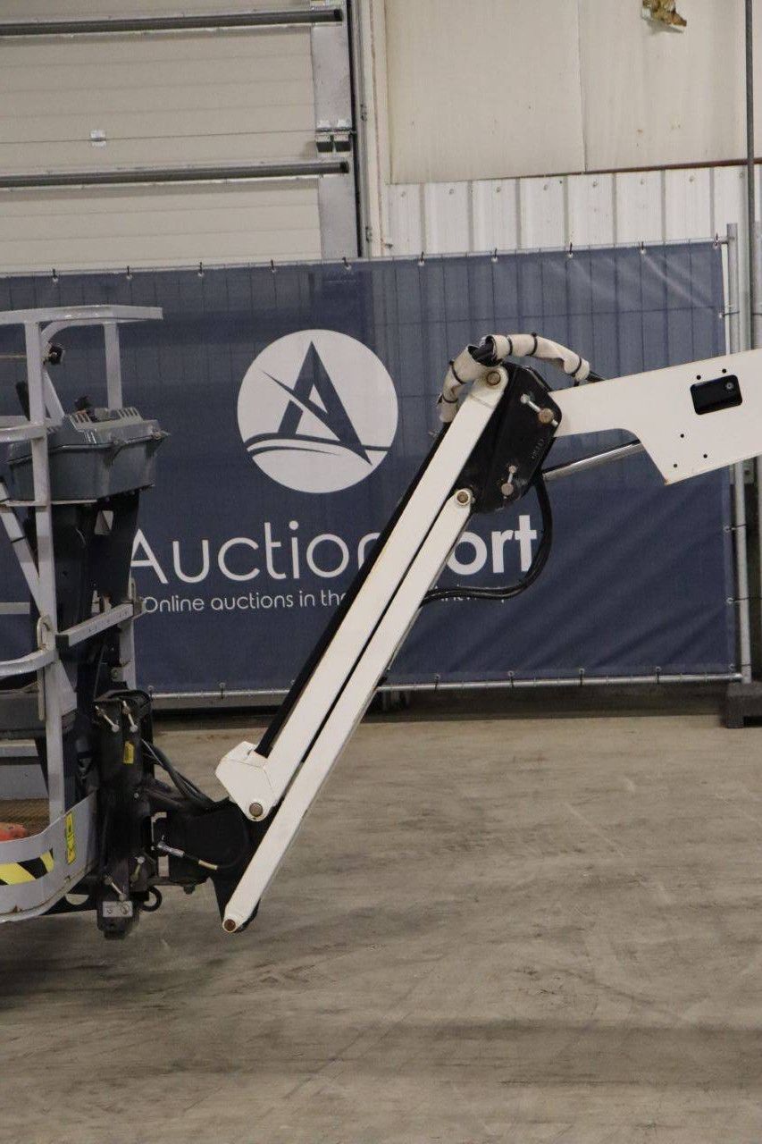 Genie H340AJ 4WD Diesel + Elektro-Gelenkteleskoparbeitsbühne 12,28 m 2020