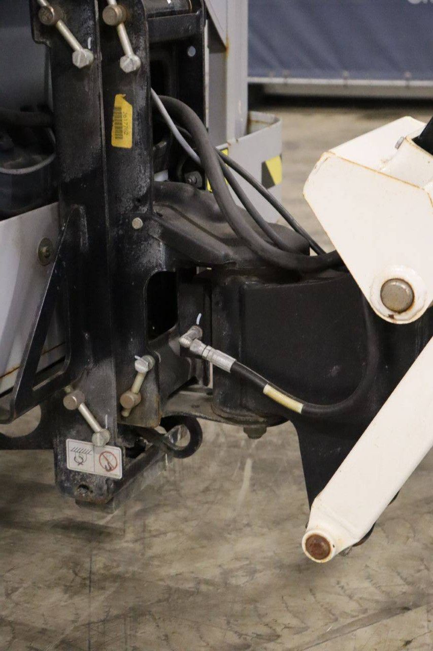 Genie H340AJ 4WD Diesel + Elektro-Gelenkteleskoparbeitsbühne 12,28 m 2020