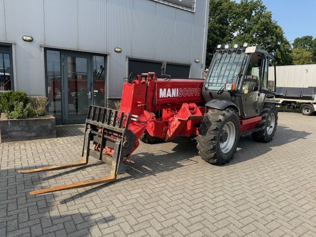 Manitou MT1330 Verreiker 13m 3T Shovel Hoogwerker