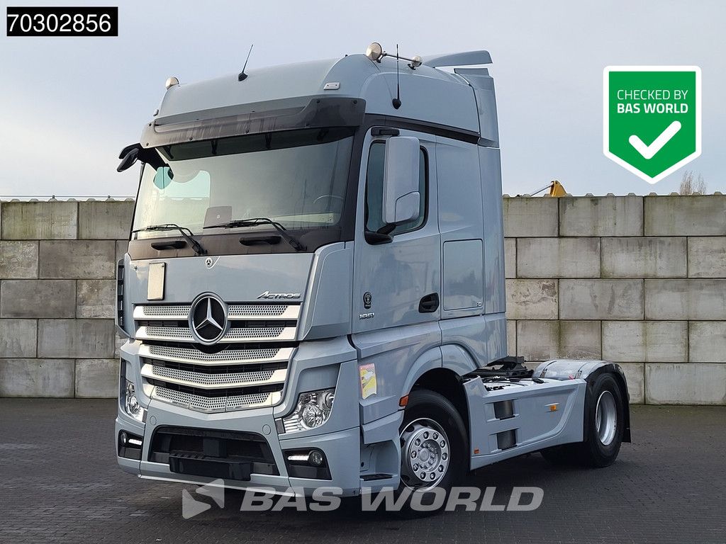 Mercedes Actros Actros 1951 4X2 BigSpace 2x Tanks Leder 70% Tyres