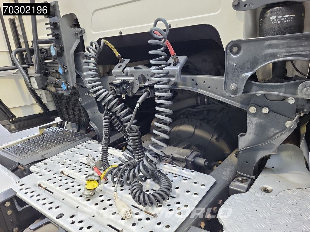 Scania R450 4X2 Mega Retarder 2x Tanks Standklima