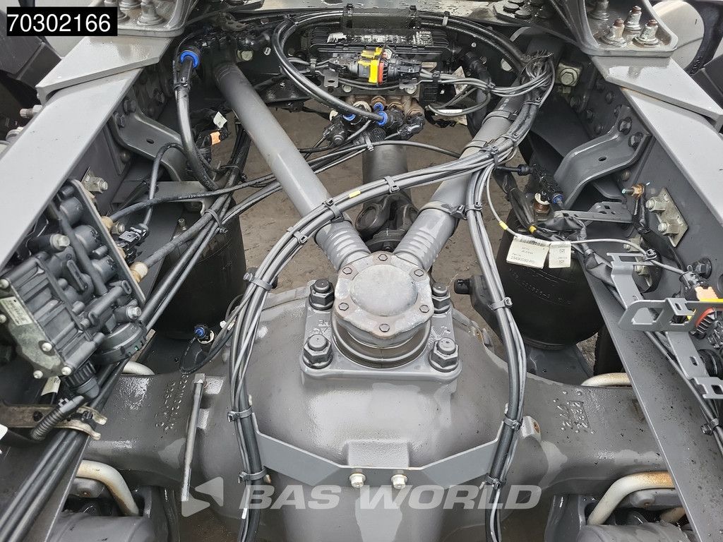 Volvo FH 460 4X2 VEB+ 2xTanks TC I-ParkCool