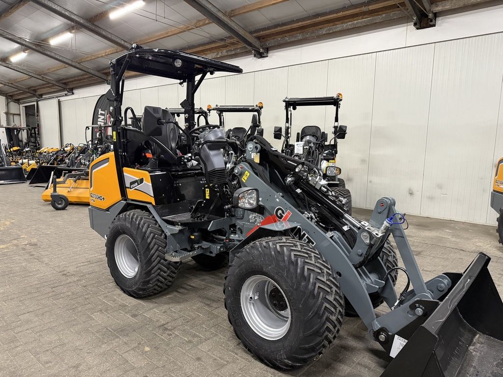 Giant G2700 X-TRA HD+ minishovel NIEUW €685 LEASE met pro inching