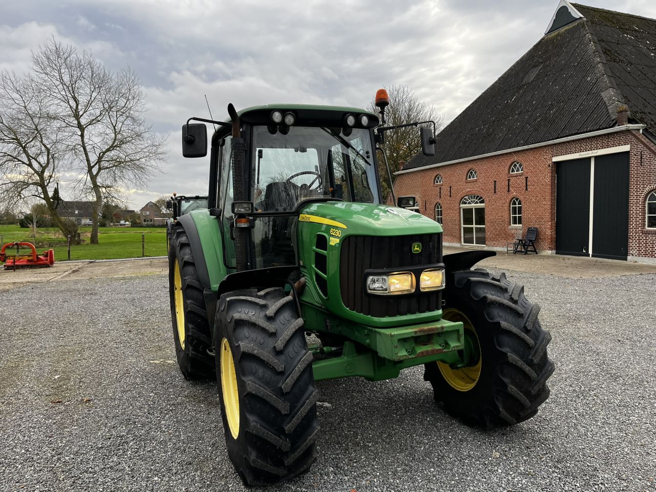 John deere 6120