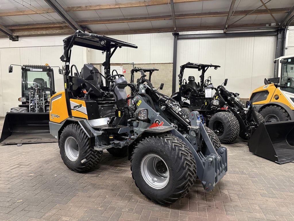 GIANT G2700 X-TRA HD+ shovel NIEUW (kogeltrekhaak, spatbordverbreders, pro inching)