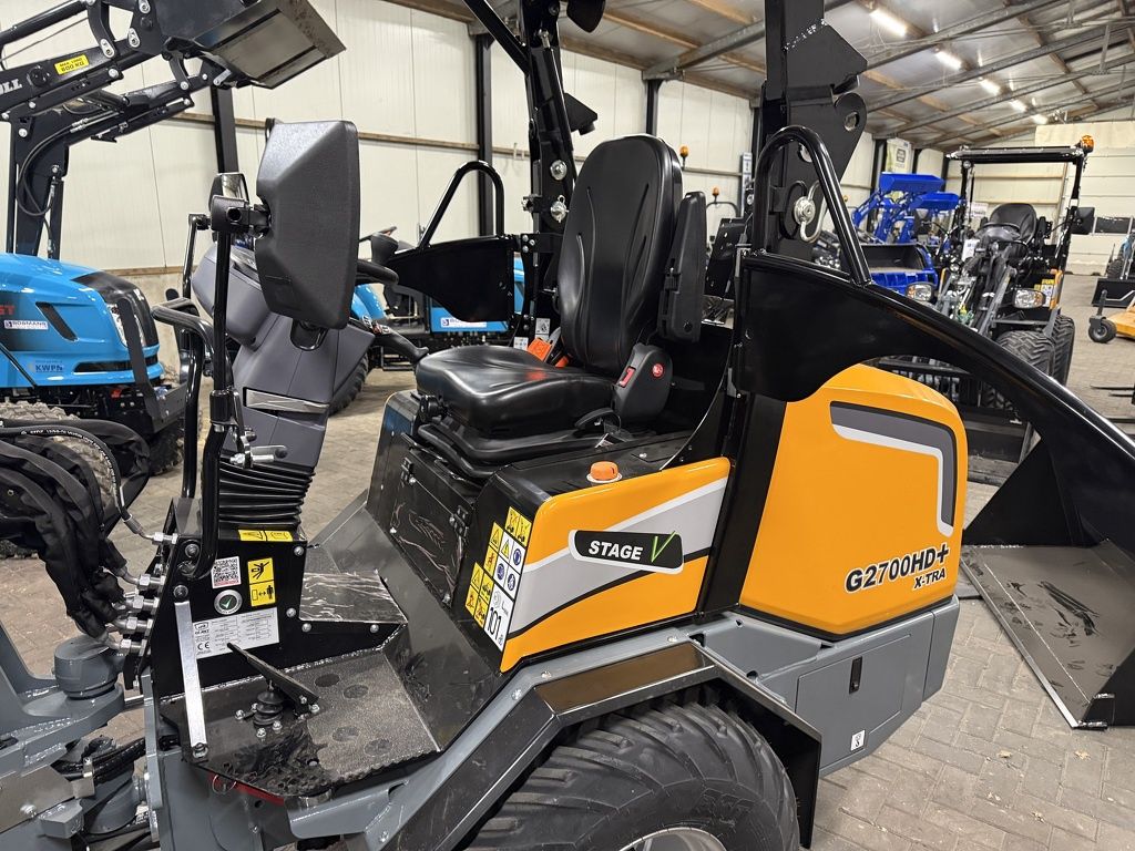 GIANT G2700 X-TRA HD+ shovel NIEUW (kogeltrekhaak, spatbordverbreders, pro inching)