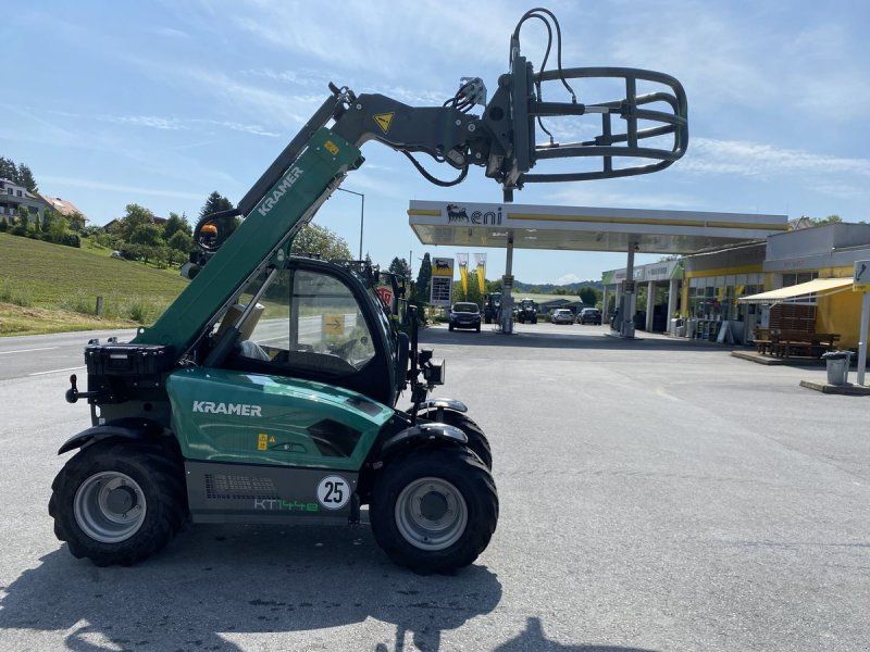 Kramer KT 144