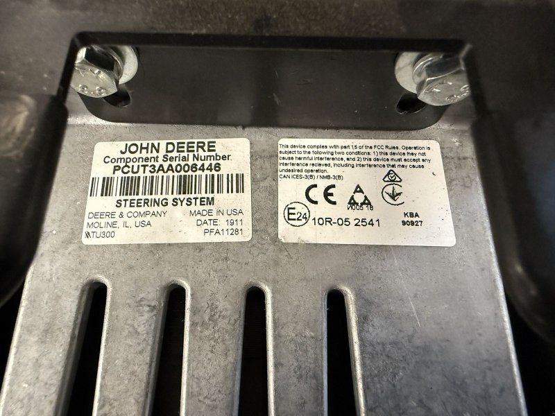 John Deere Autotrac Universal 300