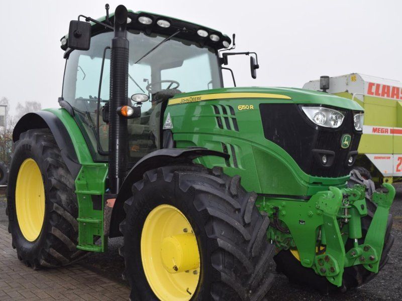 John Deere 6150 R