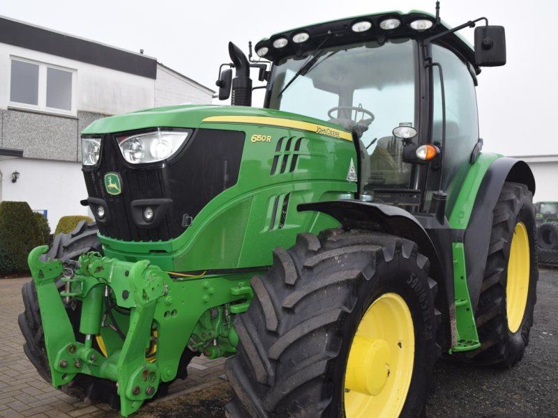 John Deere 6150 R