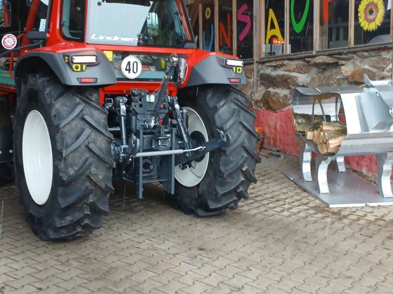 Lindner Lintrac 75 LS Schlepper