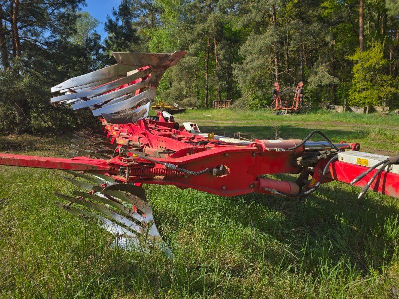 Pöttinger Servo 6.50 Plus 7+1 Schar