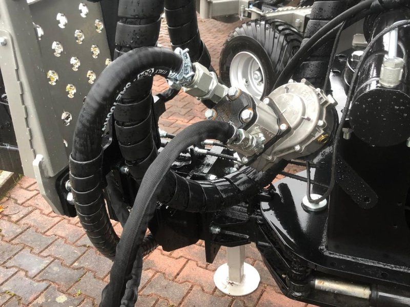 Trejon MF950 mit V6500