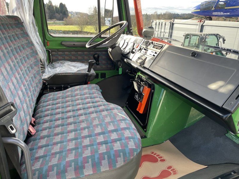 Mercedes-Benz Unimog U2100 Agrar-Forst mit Hochdach aus Ez. 2005 , Sammlerzust