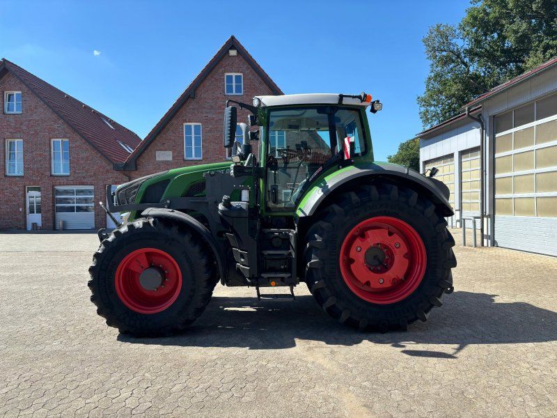 Fendt 824 Vario Profi Plus mit Frontlader Interne Nr. 7263
