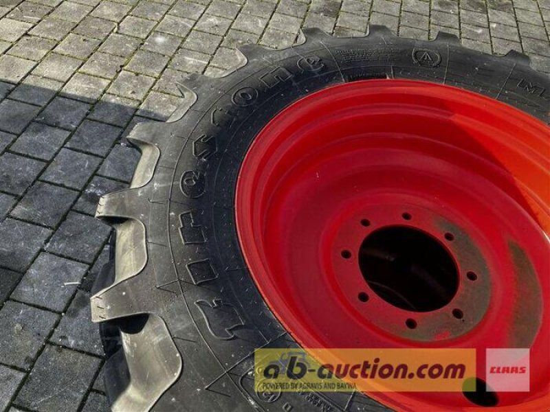 Claas REIFEN 400/65R28  540/65R38