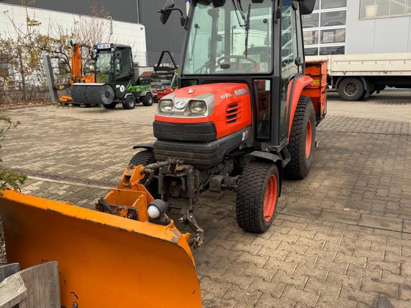 Kubota STV 40