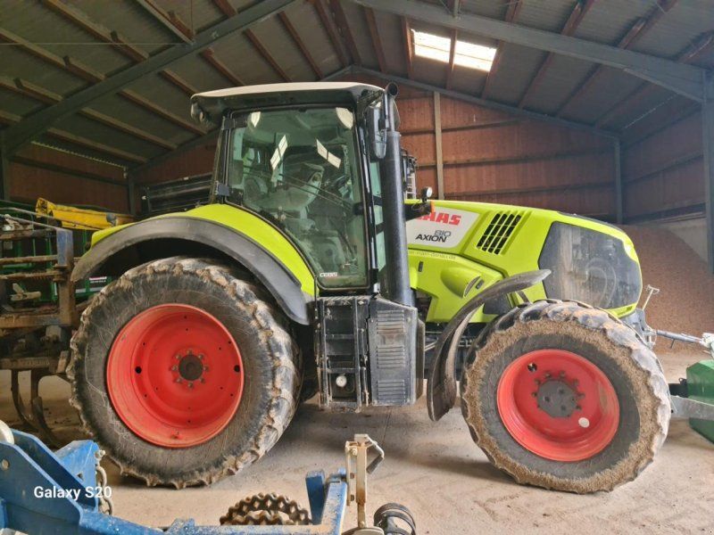 Claas Axion 810