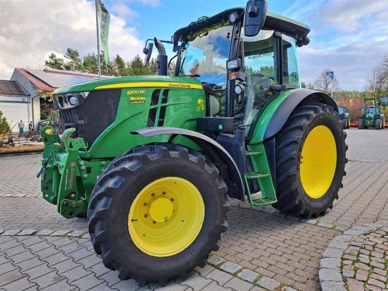 John Deere 6100RC