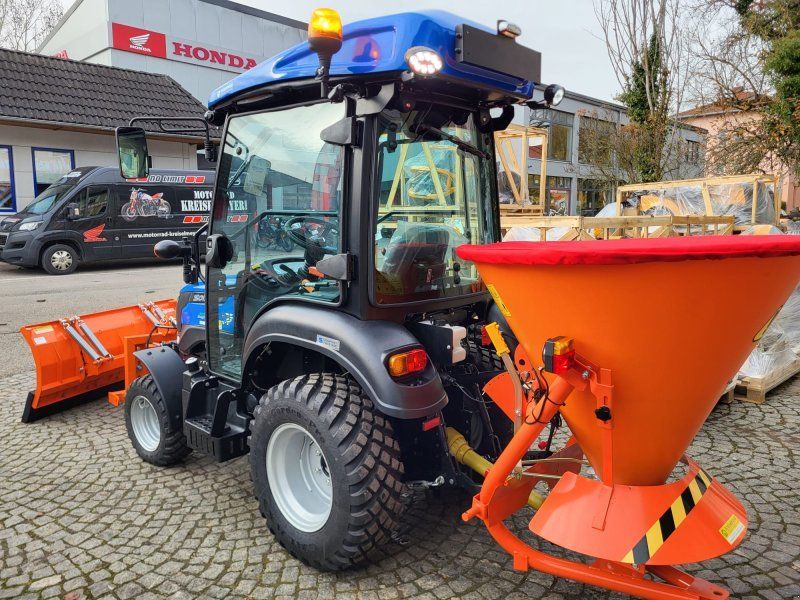 Solis 26 HST Winterpaket Schneeräumschild + Salzstreuer Kabine Heizung