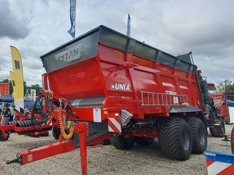 Unia Tytan 24 Miststreuer 26,5 cbm Breitstreuwerk