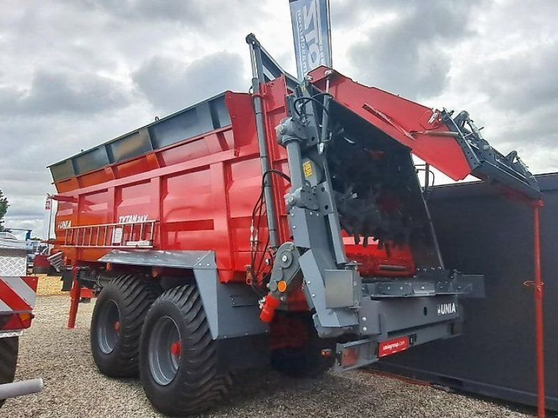 Unia Tytan 24 Miststreuer 26,5 cbm Breitstreuwerk