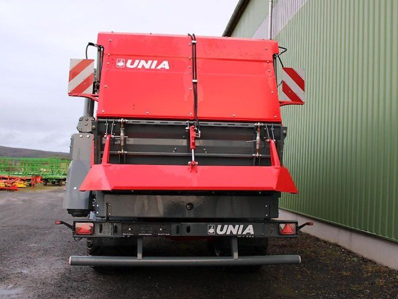 Unia Tytan 24 Miststreuer 26,5 cbm Breitstreuwerk