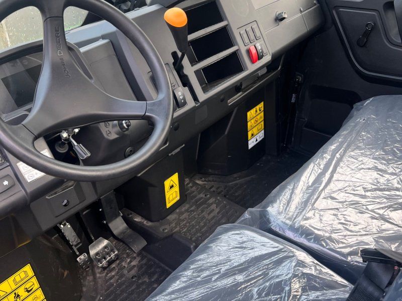 John Deere Gator XUV 865M