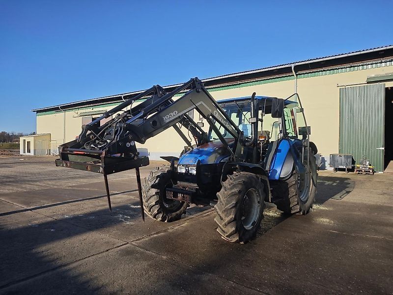 New Holland TL100