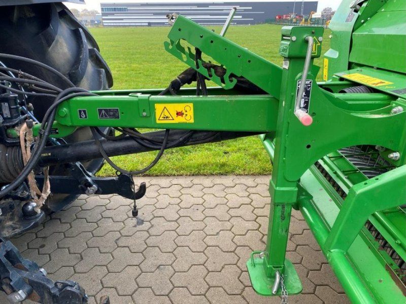 John Deere V 451 M