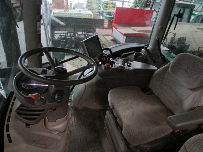 John Deere 6215R  AP-50