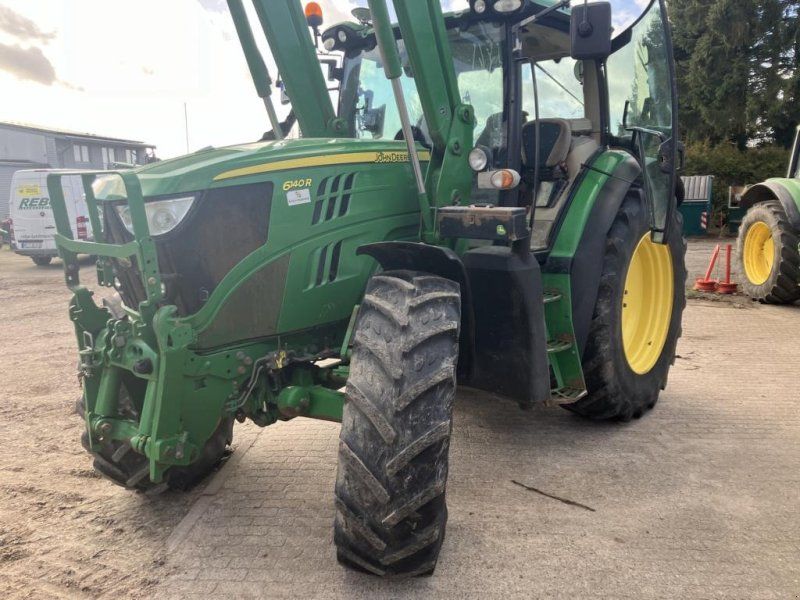 John Deere 6140R