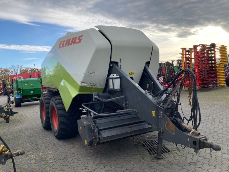 Claas Quadrant 3400 RC