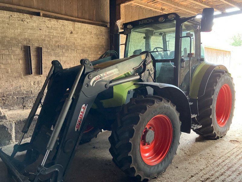 Claas Arion 430