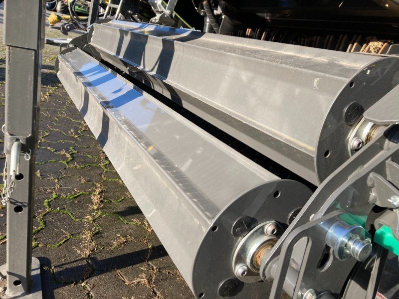 Claas Rollant 630 RC Uniwrap