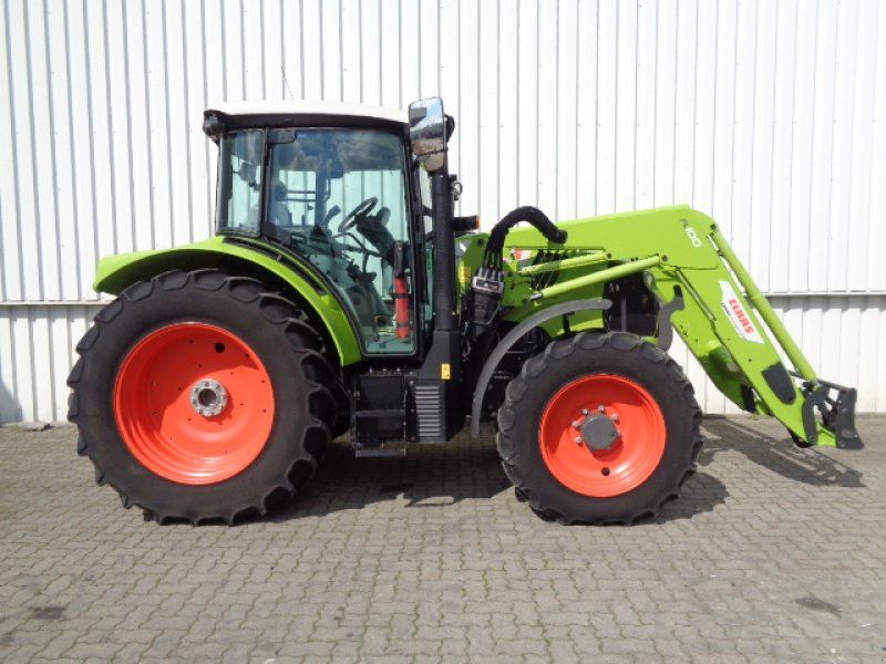 Claas Arion 430