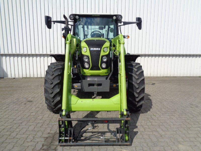 Claas Arion 430