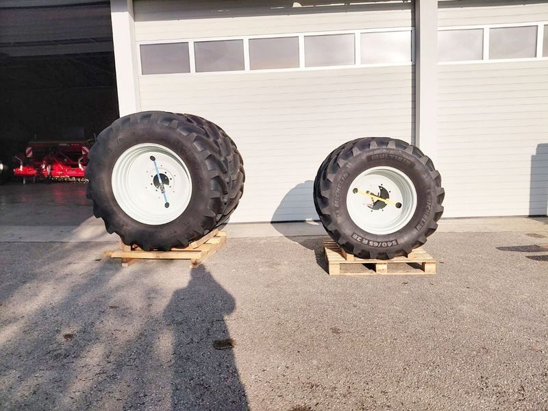 Michelin 540/65 R 28 und 650/65 R 38 Räder
