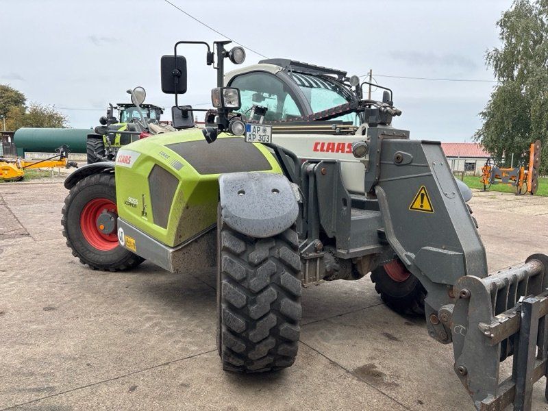 Claas Scorpion 9055